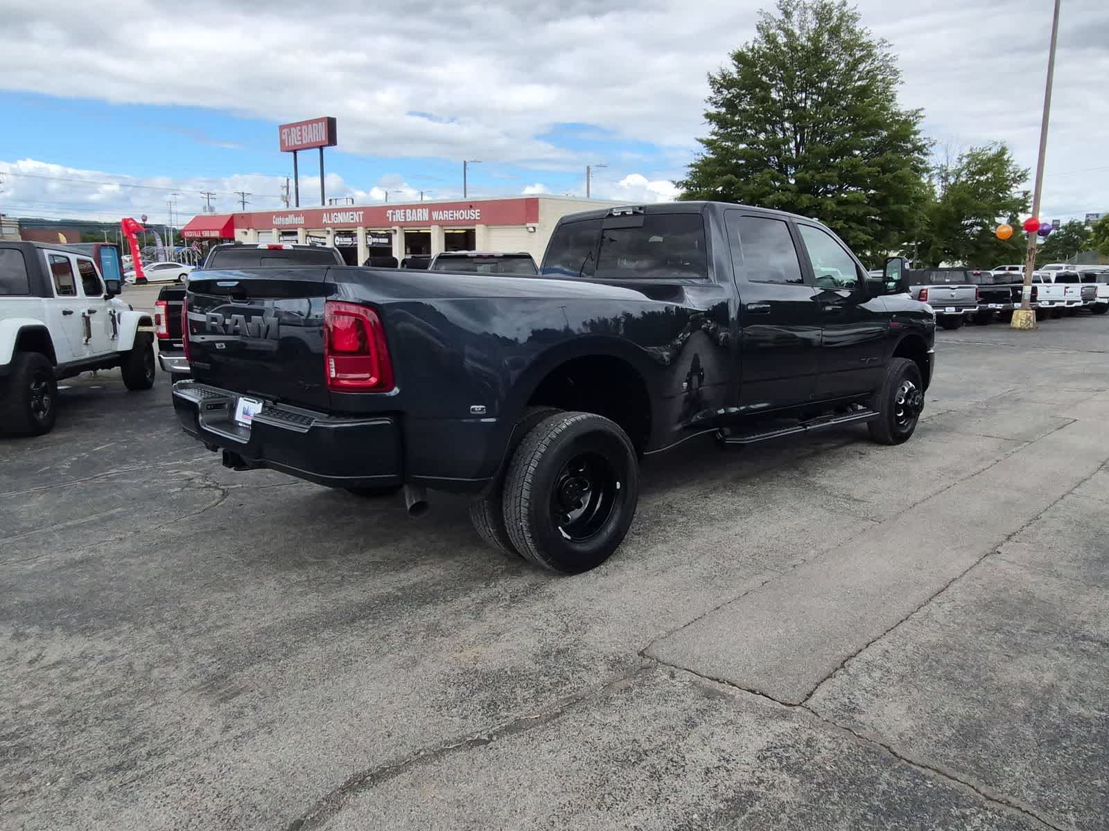 2026 RAM 3500 RAM 3500 LARAMIE CREW CAB 4X4 8' BOX