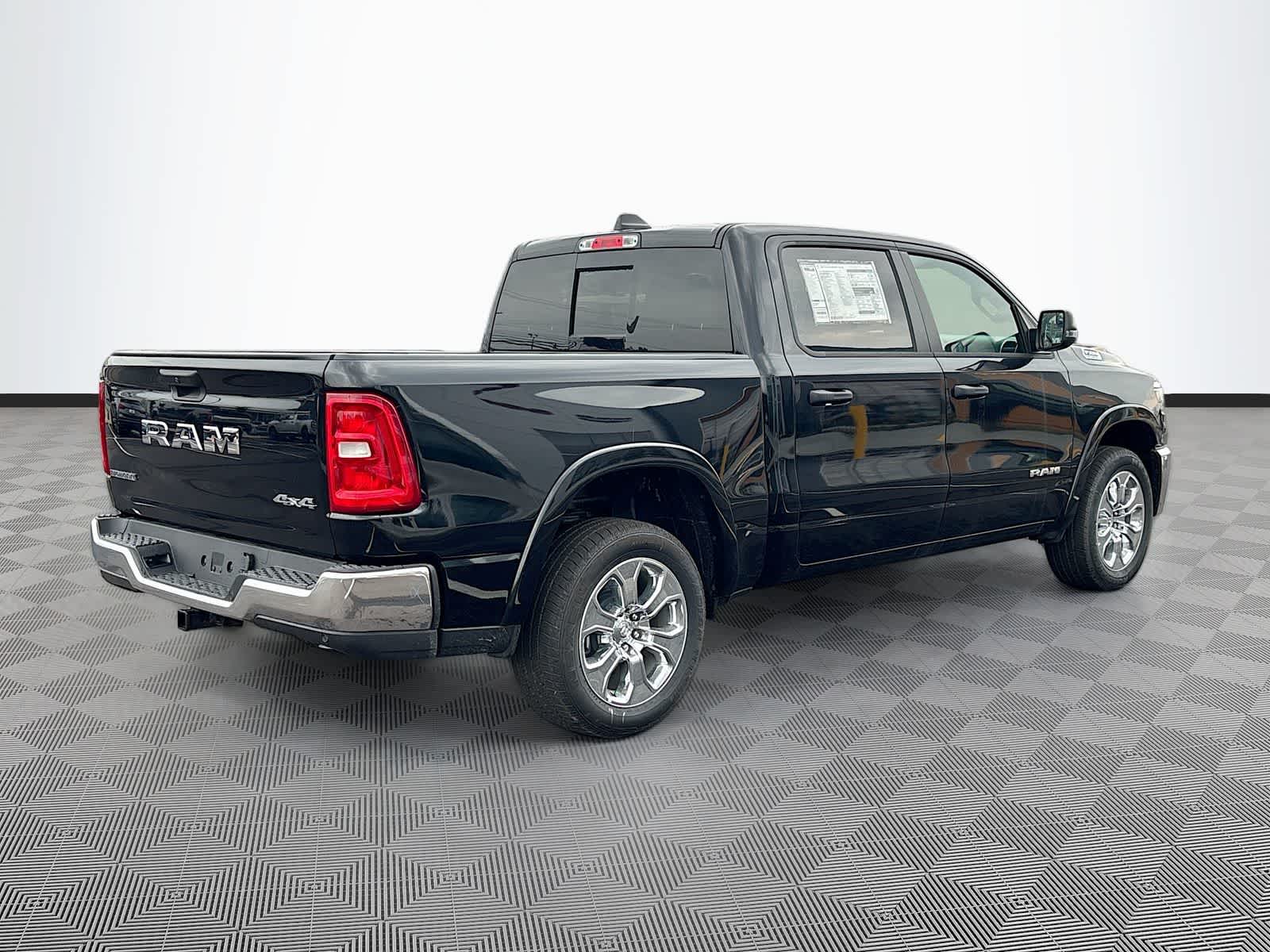 2026 RAM 1500 RAM 1500 BIG HORN CREW CAB 4X4 5'7' BOX