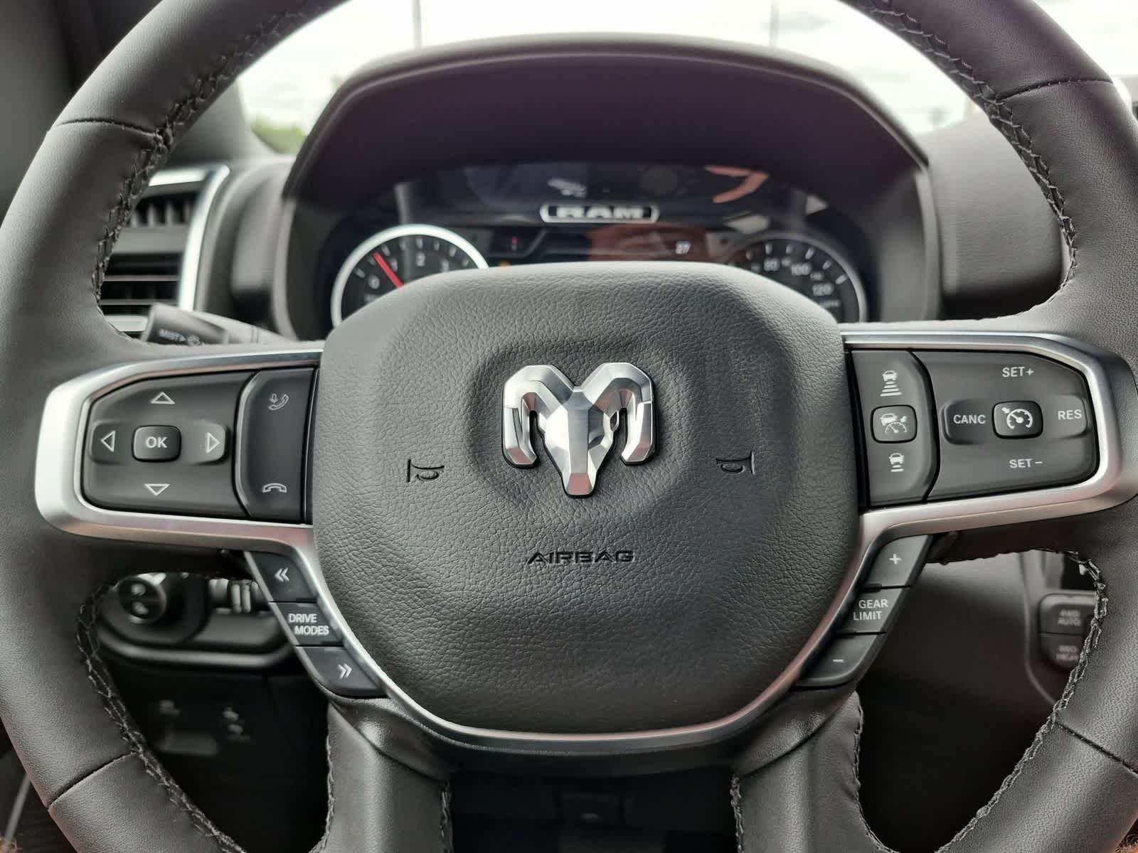 2026 RAM 1500 RAM 1500 BIG HORN CREW CAB 4X4 5'7' BOX