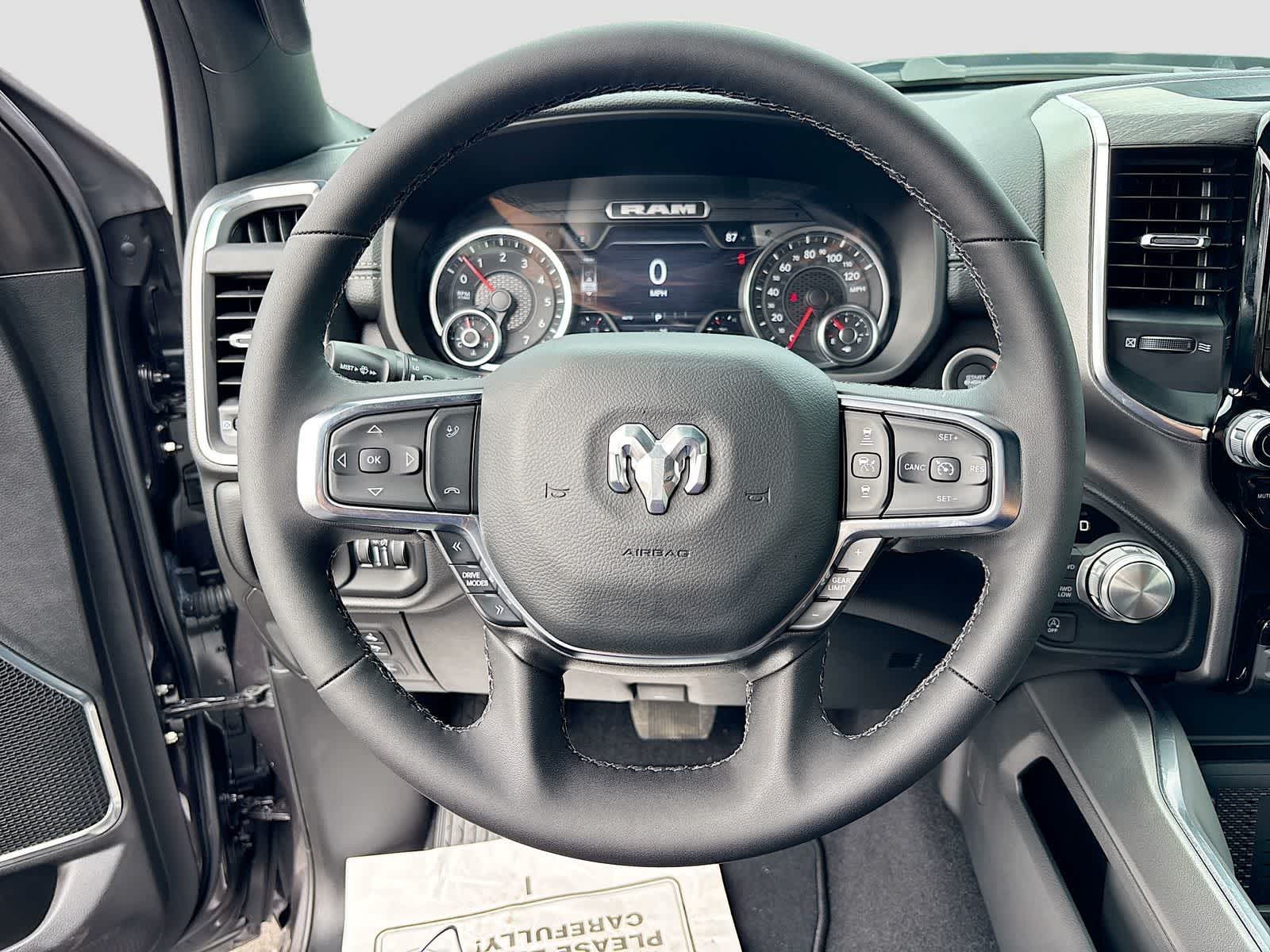 2026 RAM 1500 RAM 1500 LARAMIE CREW CAB 4X4 5'7' BOX