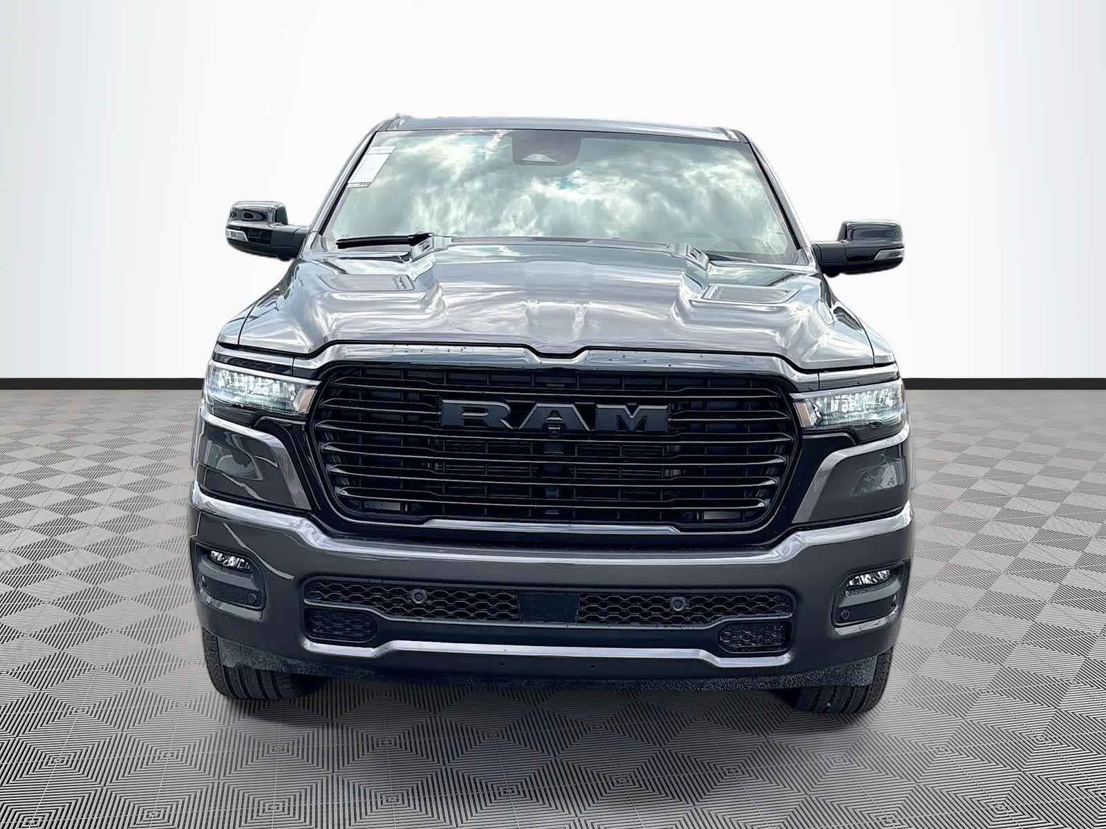 2026 RAM 1500 RAM 1500 LARAMIE CREW CAB 4X4 5'7' BOX