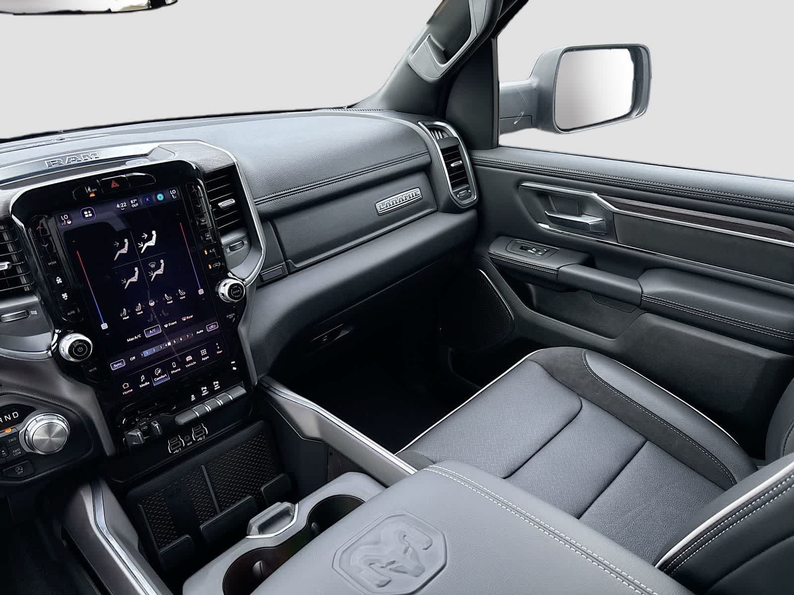 2026 RAM 1500 RAM 1500 LARAMIE CREW CAB 4X4 5'7' BOX