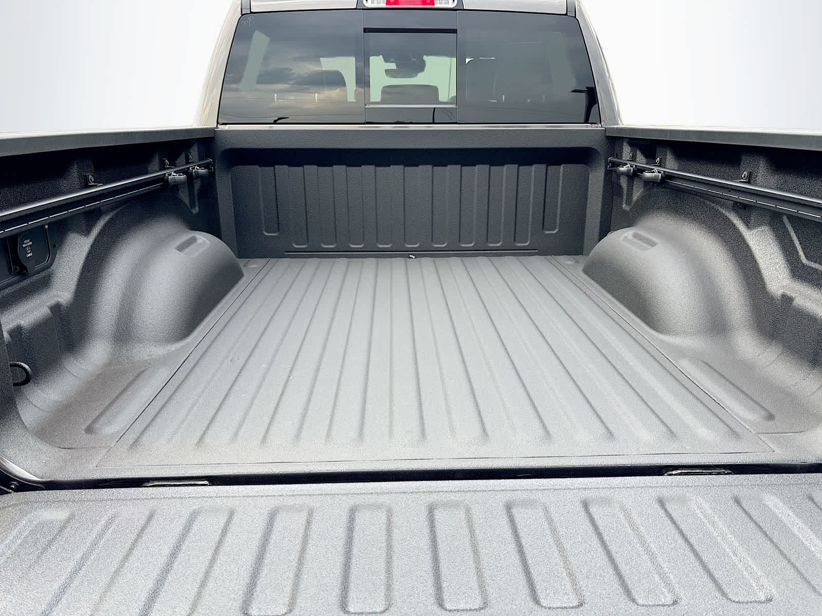 2026 RAM 1500 RAM 1500 LARAMIE CREW CAB 4X4 5'7' BOX