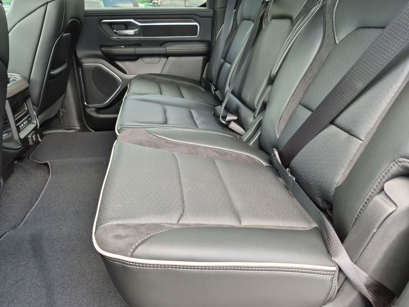 2026 RAM 1500 RAM 1500 LARAMIE CREW CAB 4X4 5'7' BOX