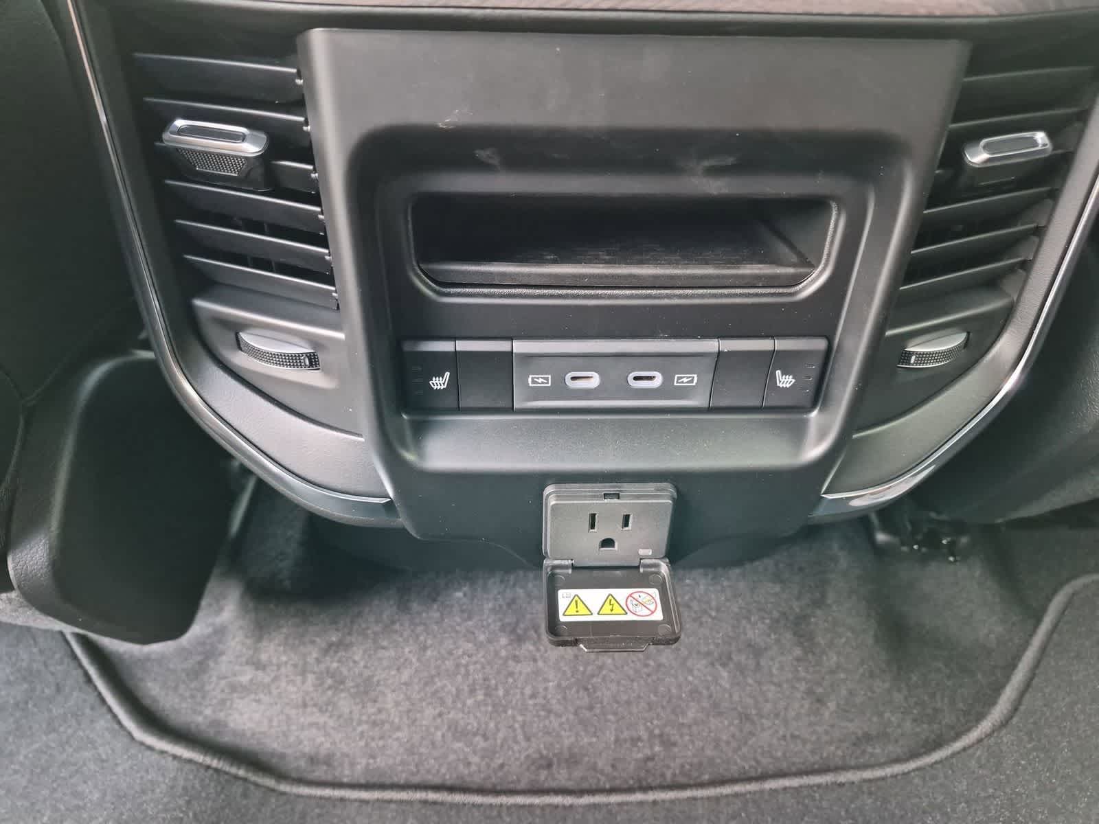 2026 RAM 1500 RAM 1500 LARAMIE CREW CAB 4X4 5'7' BOX