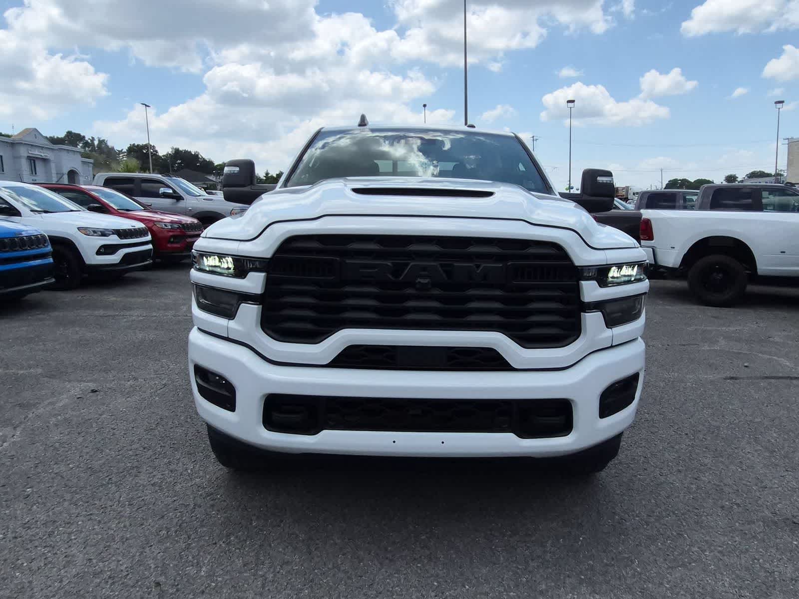2026 RAM 2500 RAM 2500 BLACK EXPRESS CREW CAB 4X4 6'4' BOX