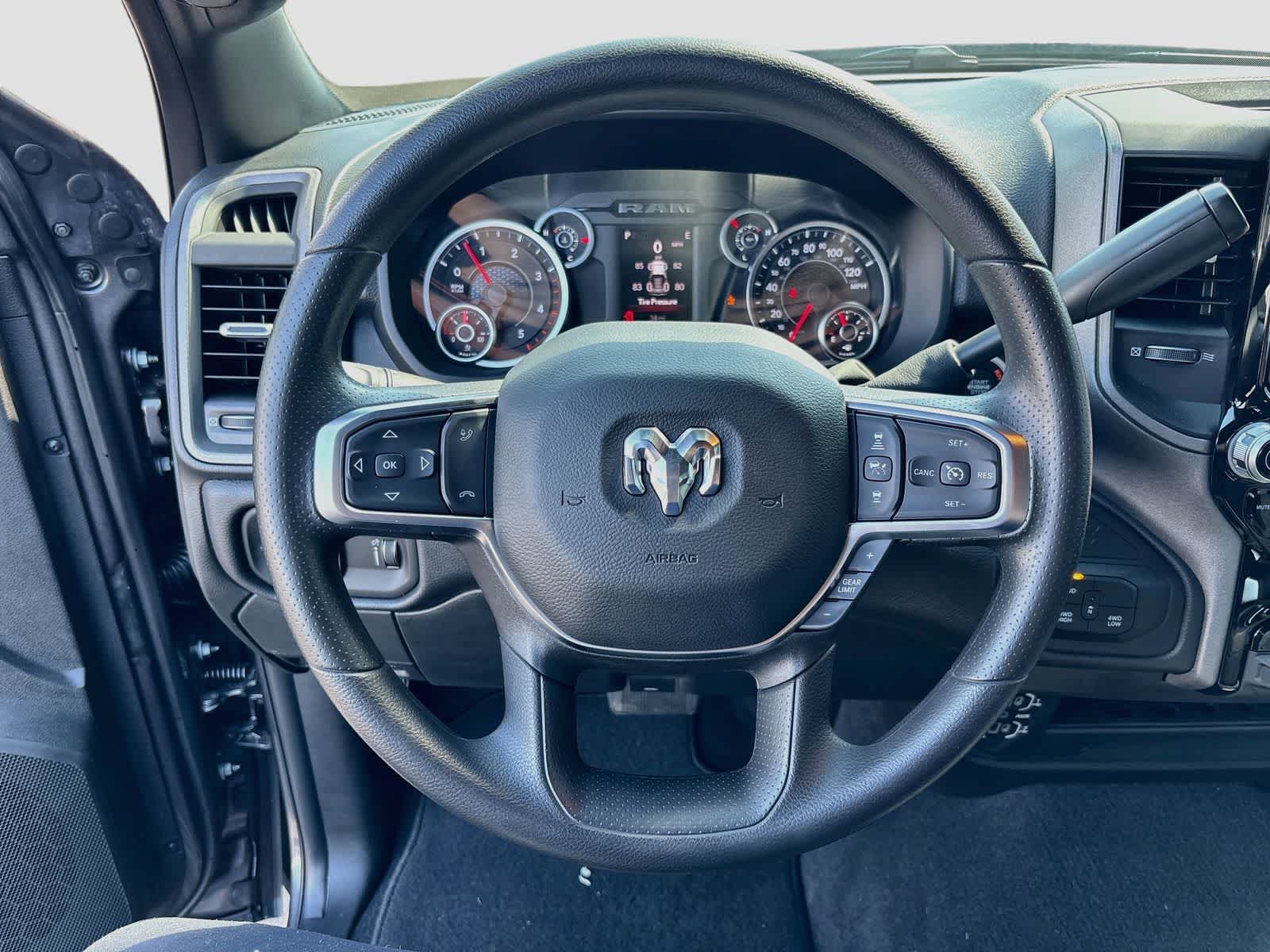 2026 RAM 2500 RAM 2500 TRADESMAN CREW CAB 4X4 6'4' BOX