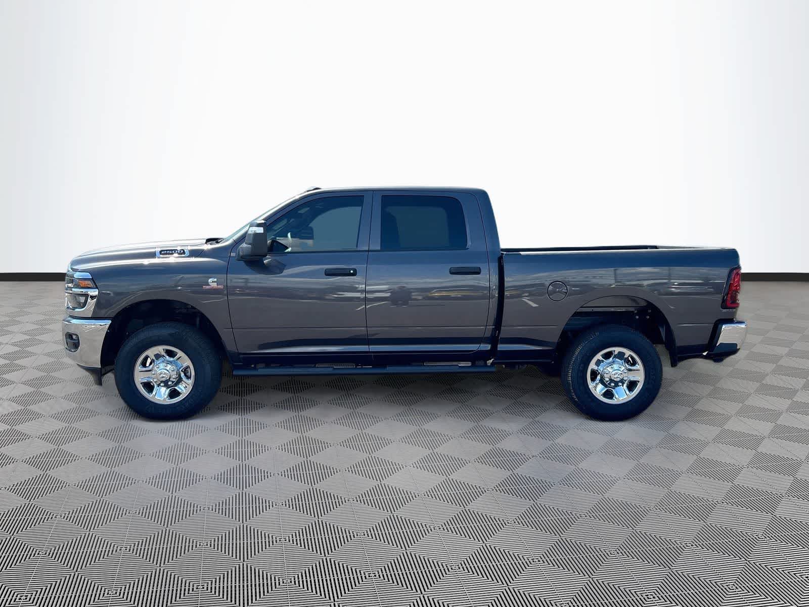 2026 RAM 2500 RAM 2500 TRADESMAN CREW CAB 4X4 6'4' BOX