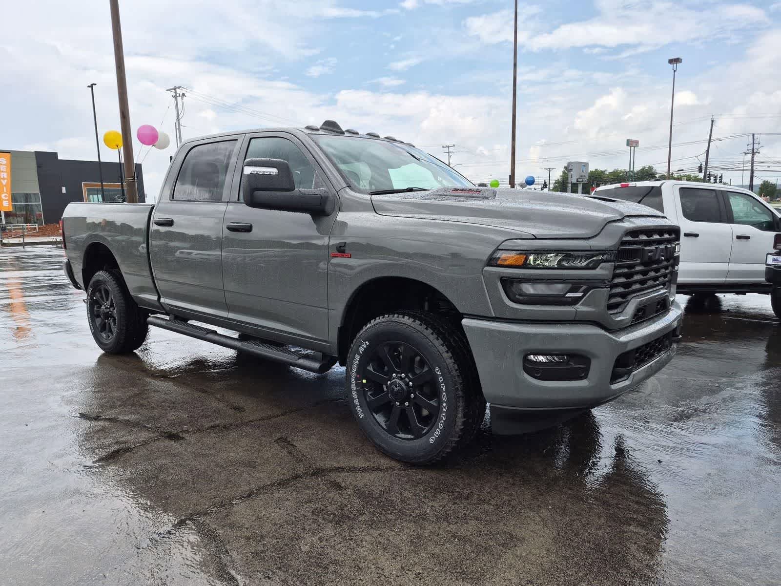 2026 RAM 2500 RAM 2500 BLACK EXPRESS CREW CAB 4X4 6'4' BOX