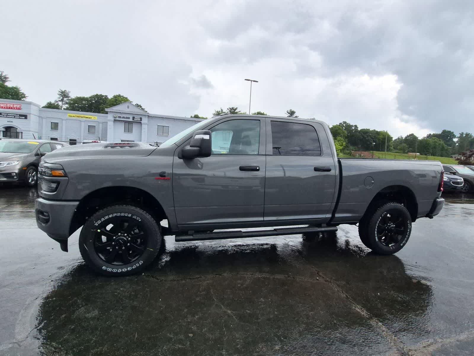 2026 RAM 2500 RAM 2500 BLACK EXPRESS CREW CAB 4X4 6'4' BOX