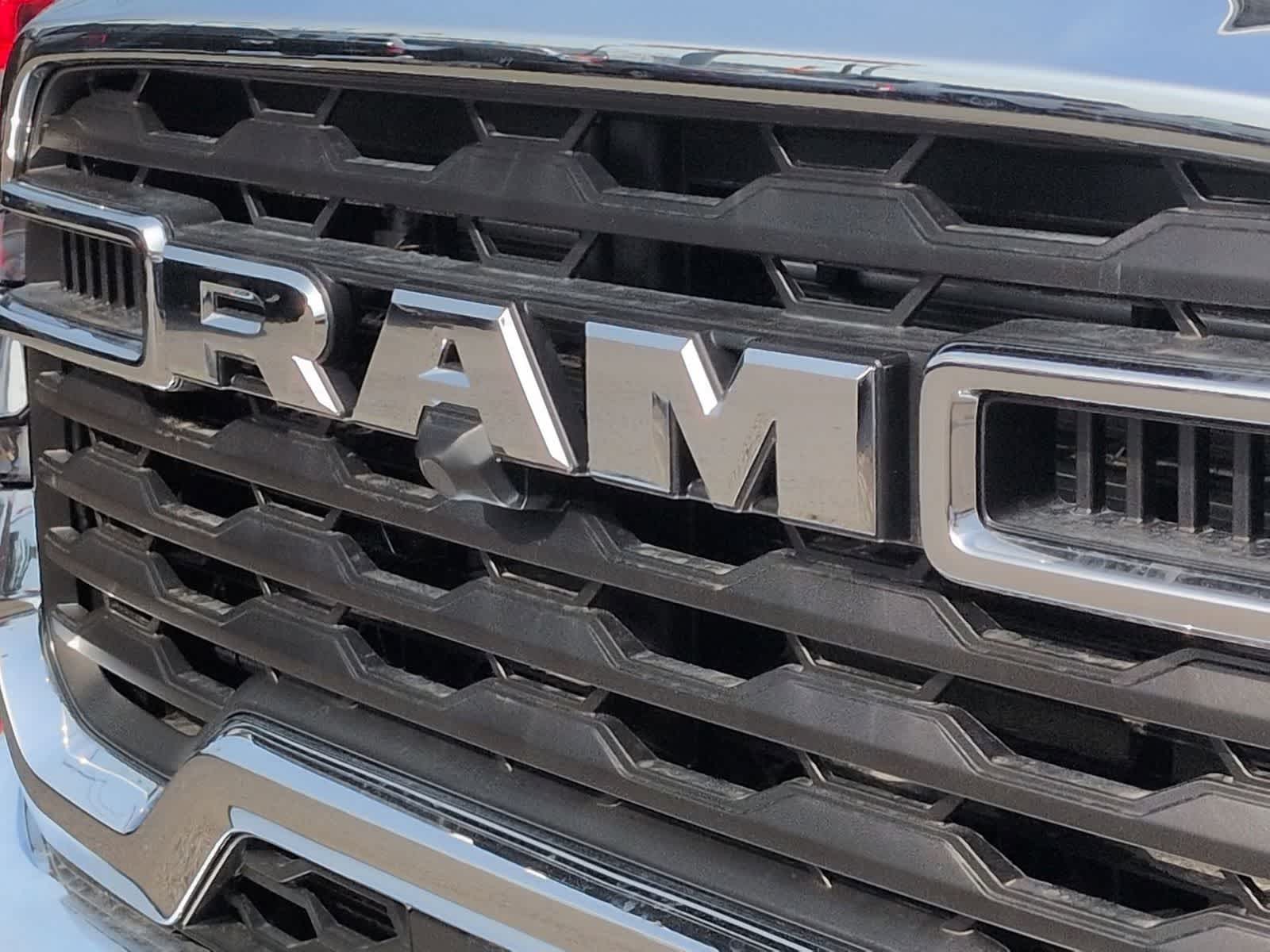 2026 RAM 2500 RAM 2500 TRADESMAN CREW CAB 4X4 6'4' BOX