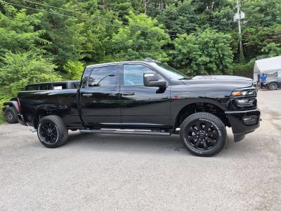 2026 RAM 2500 RAM 2500 BLACK EXPRESS CREW CAB 4X4 6'4' BOX