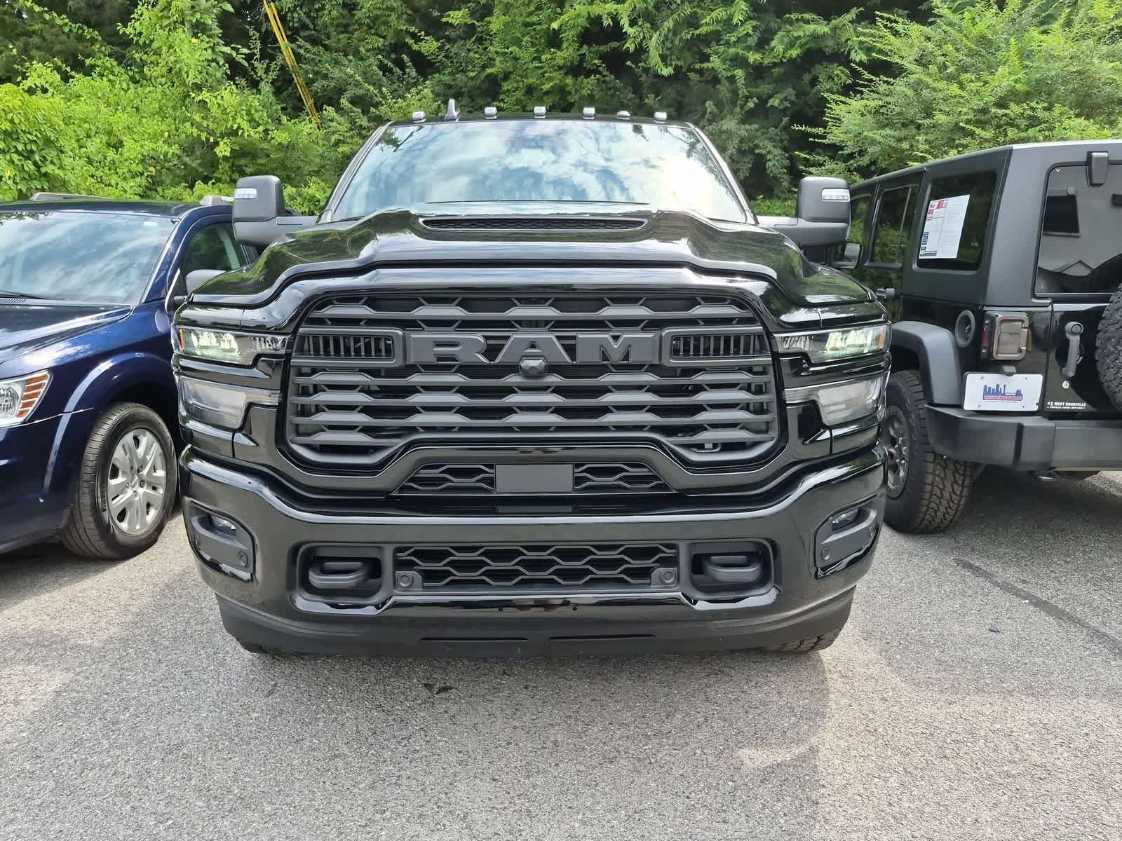 2026 RAM 2500 RAM 2500 BLACK EXPRESS CREW CAB 4X4 6'4' BOX