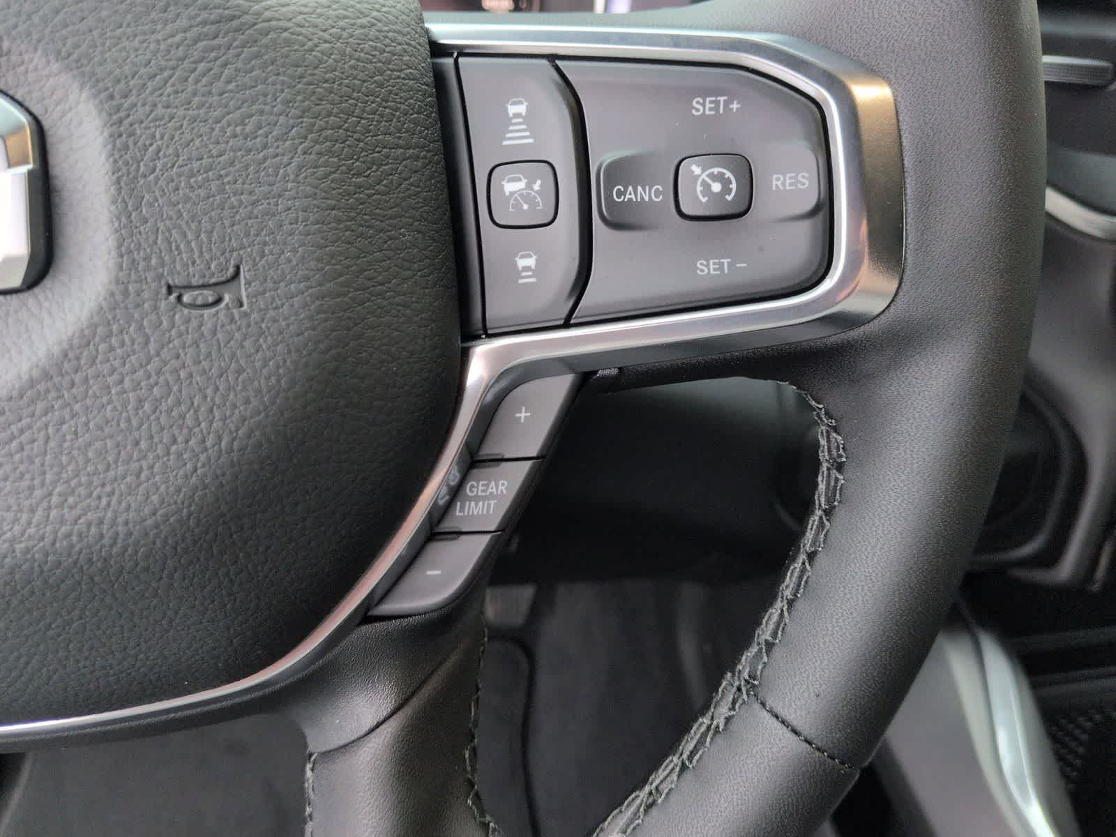 2026 RAM 2500 RAM 2500 LARAMIE CREW CAB 4X4 6'4' BOX