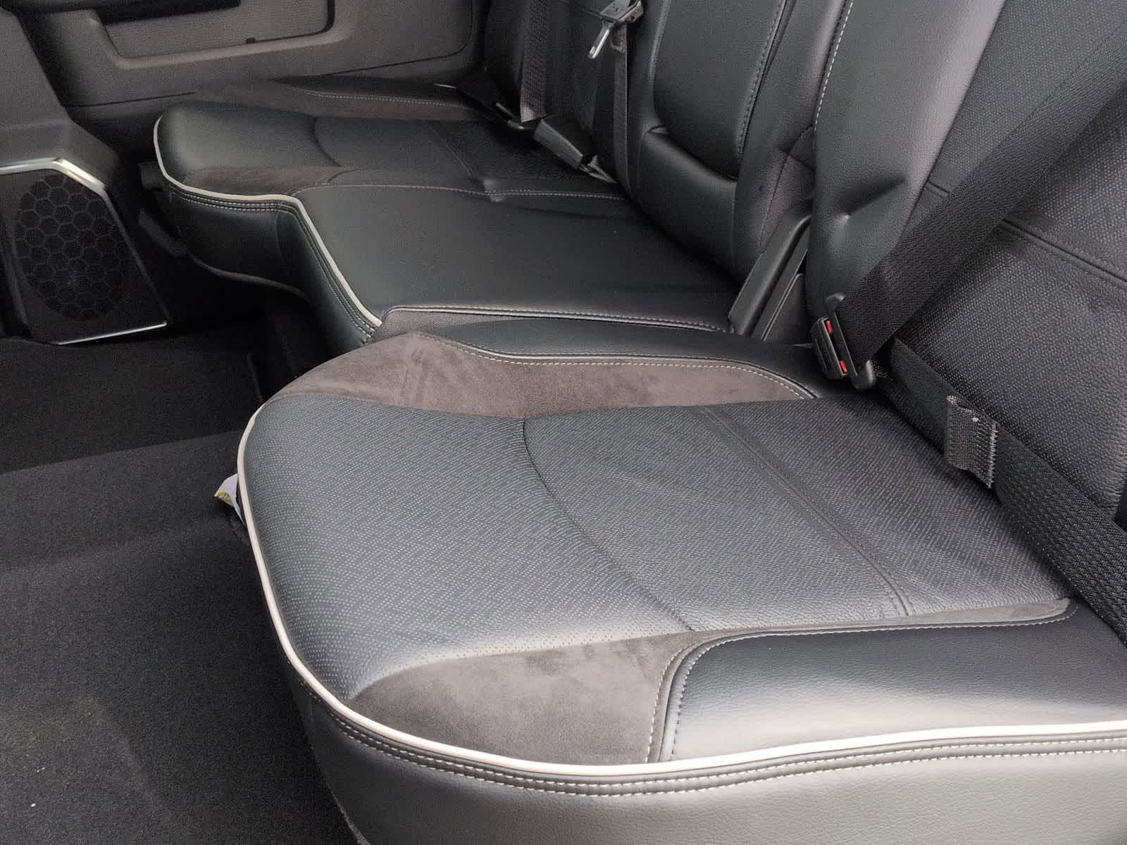 2026 RAM 2500 RAM 2500 LARAMIE CREW CAB 4X4 6'4' BOX