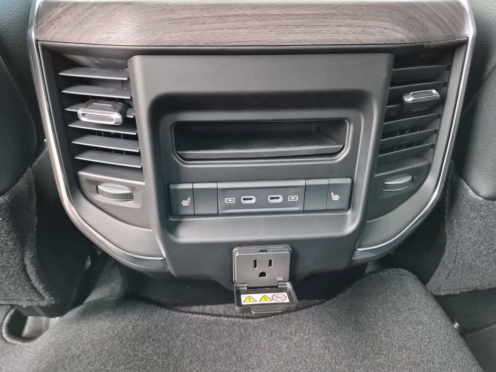 2026 RAM 2500 RAM 2500 LARAMIE CREW CAB 4X4 6'4' BOX