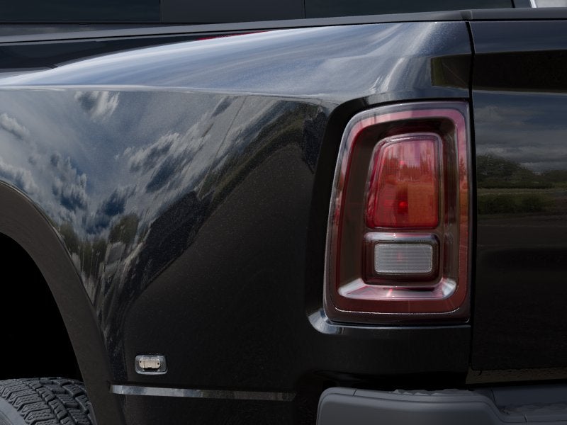 2026 RAM 3500 RAM 3500 TRADESMAN CREW CAB 4X4 8' BOX