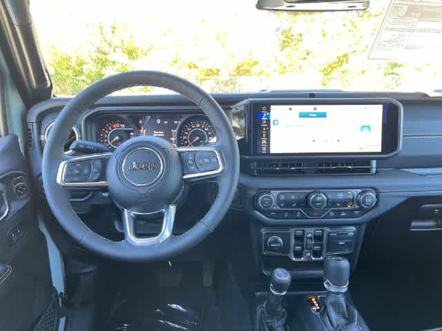 2027 Jeep Wrangler WRANGLER 4-DOOR SAHARA