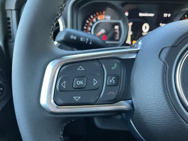 2027 Jeep Wrangler WRANGLER 4-DOOR SAHARA