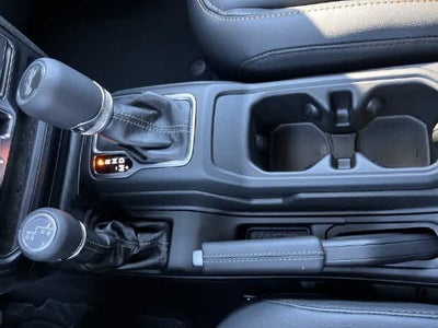 2027 Jeep Wrangler WRANGLER 4-DOOR SAHARA