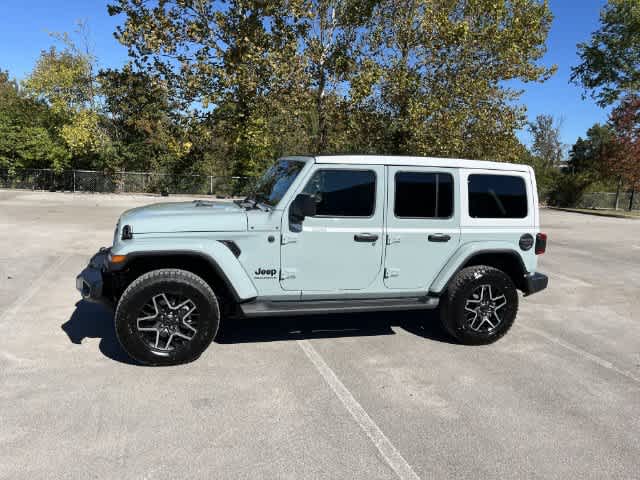 2027 Jeep Wrangler WRANGLER 4-DOOR SAHARA