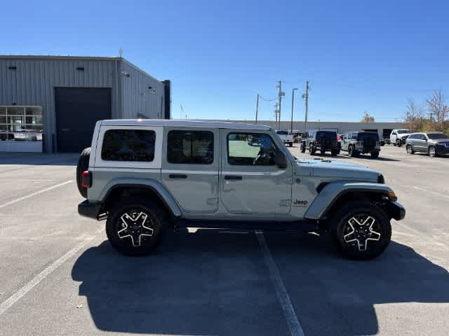 2027 Jeep Wrangler WRANGLER 4-DOOR SAHARA