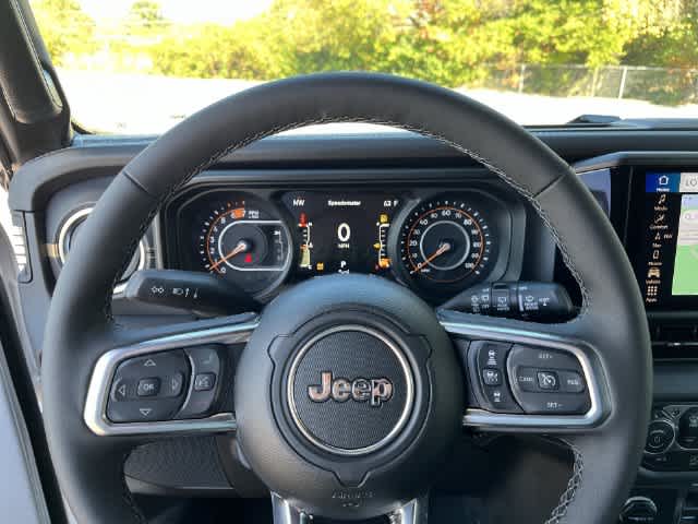 2027 Jeep Wrangler WRANGLER 4-DOOR SAHARA