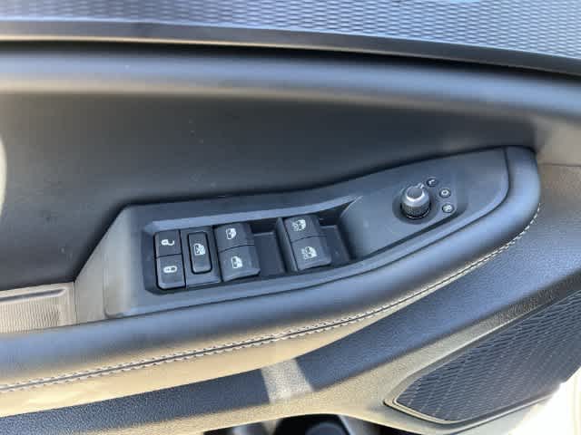 2027 Jeep Grand Cherokee GRAND CHEROKEE LAREDO 4X4