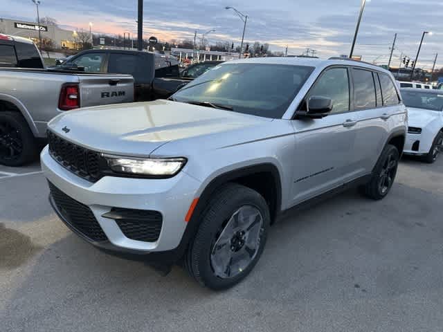 2025 Jeep Grand Cherokee GRAND CHEROKEE ALTITUDE X 4X4