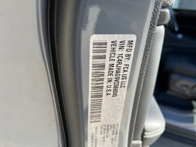 2027 Jeep Grand Cherokee GRAND CHEROKEE LAREDO 4X4