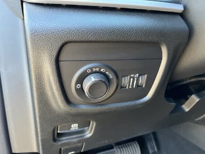 2027 Jeep Grand Cherokee GRAND CHEROKEE LAREDO 4X4