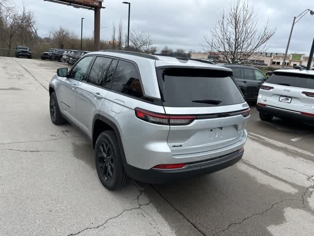 2026 Jeep Grand Cherokee GRAND CHEROKEE LAREDO ALTITUDE 4X4