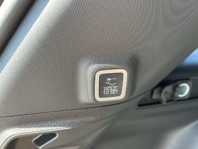 2027 Jeep Grand Cherokee GRAND CHEROKEE LAREDO ALTITUDE 4X4