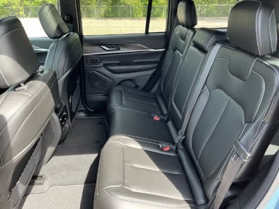 2027 Jeep Grand Cherokee GRAND CHEROKEE LIMITED 4X4