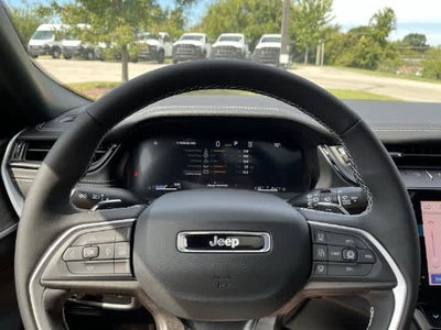 2027 Jeep Grand Cherokee GRAND CHEROKEE LIMITED 4X4