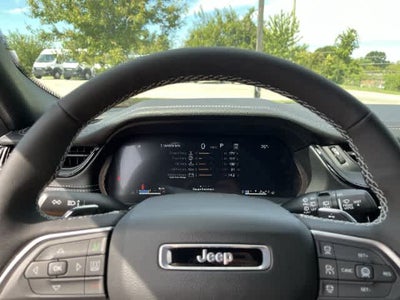 2027 Jeep Grand Cherokee GRAND CHEROKEE LIMITED 4X4