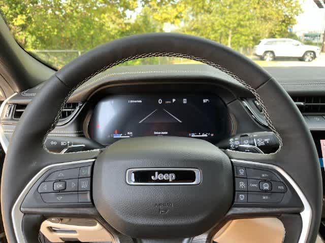 2027 Jeep Grand Cherokee GRAND CHEROKEE LIMITED 4X4