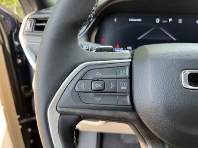 2027 Jeep Grand Cherokee GRAND CHEROKEE LIMITED 4X4