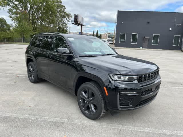 2027 Jeep Grand Cherokee GRAND CHEROKEE LIMITED RESERVE 4X4