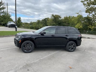 2027 Jeep Grand Cherokee GRAND CHEROKEE LIMITED RESERVE 4X4