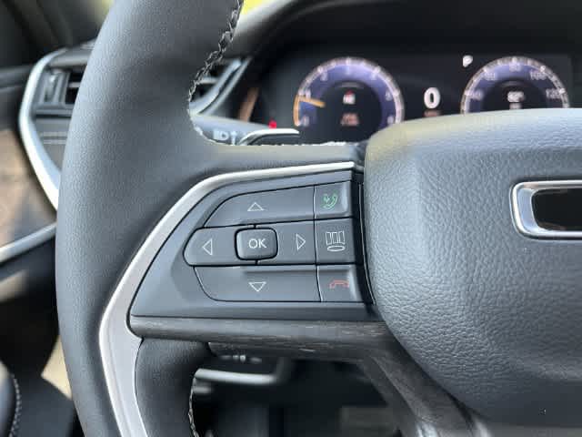 2027 Jeep Grand Cherokee GRAND CHEROKEE LIMITED 4X4