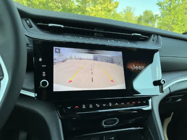 2027 Jeep Grand Cherokee GRAND CHEROKEE LIMITED 4X4