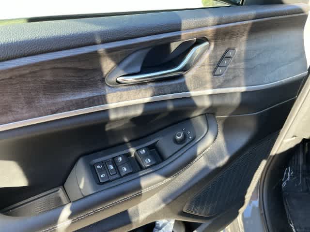 2027 Jeep Grand Cherokee GRAND CHEROKEE LIMITED 4X4
