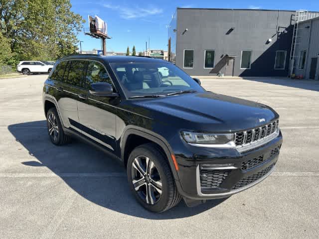 2027 Jeep Grand Cherokee GRAND CHEROKEE LIMITED 4X4