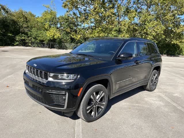 2027 Jeep Grand Cherokee GRAND CHEROKEE LIMITED 4X4