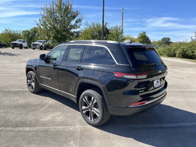 2027 Jeep Grand Cherokee GRAND CHEROKEE LIMITED 4X4
