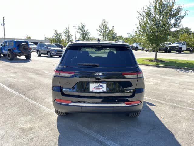 2027 Jeep Grand Cherokee GRAND CHEROKEE LIMITED 4X4