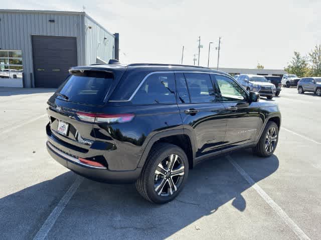 2027 Jeep Grand Cherokee GRAND CHEROKEE LIMITED 4X4