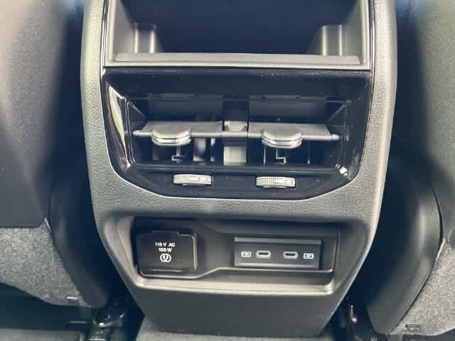 2027 Jeep Grand Cherokee GRAND CHEROKEE LIMITED 4X4