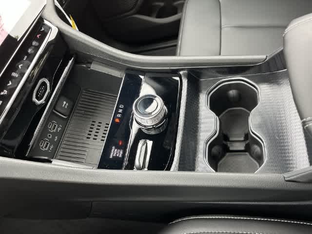 2027 Jeep Grand Cherokee GRAND CHEROKEE LIMITED 4X4